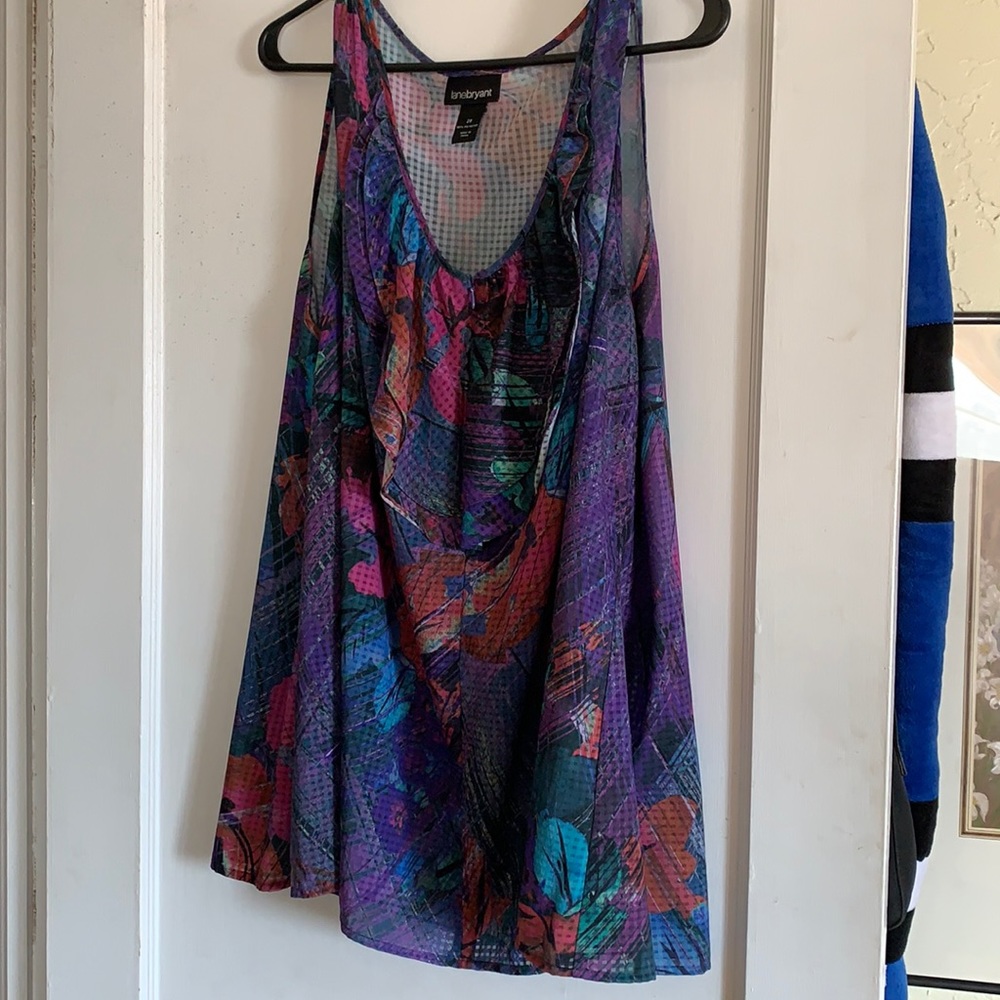 Lane Bryant, sleeveless top in floaty purple and blue tones